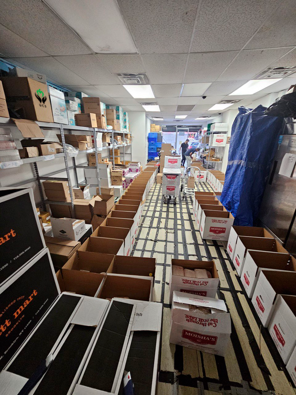 Mobile food distribution